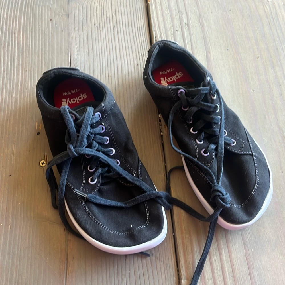 Splay black barefoot sneakers